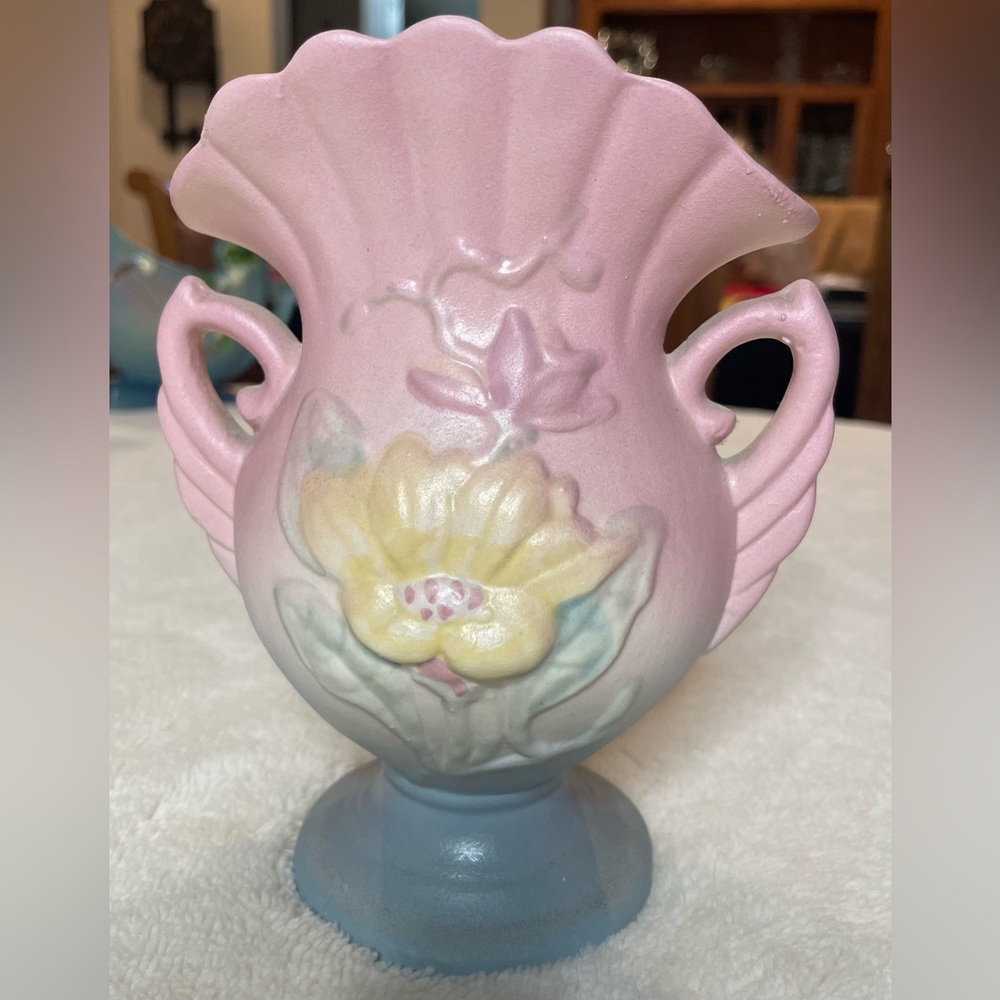 Hull Pottery Antique Fan Vase